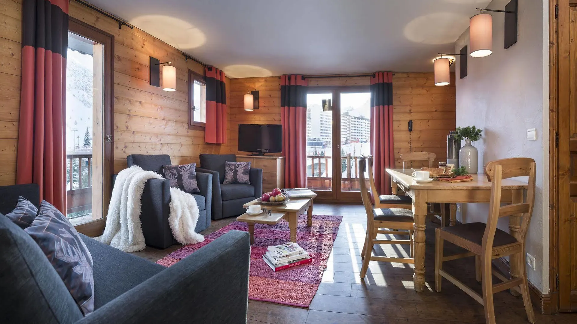 Chalets Montana Planton Tignes France